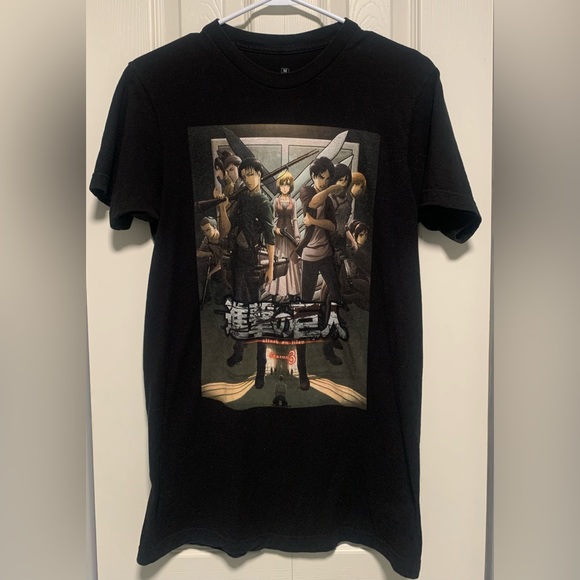 Attack on Titan Season 3 Tee Shirt - Picture 1 of 3